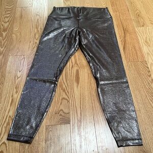Lululemon SZ 12, align high rise crop bronze shine foil french press leggings.